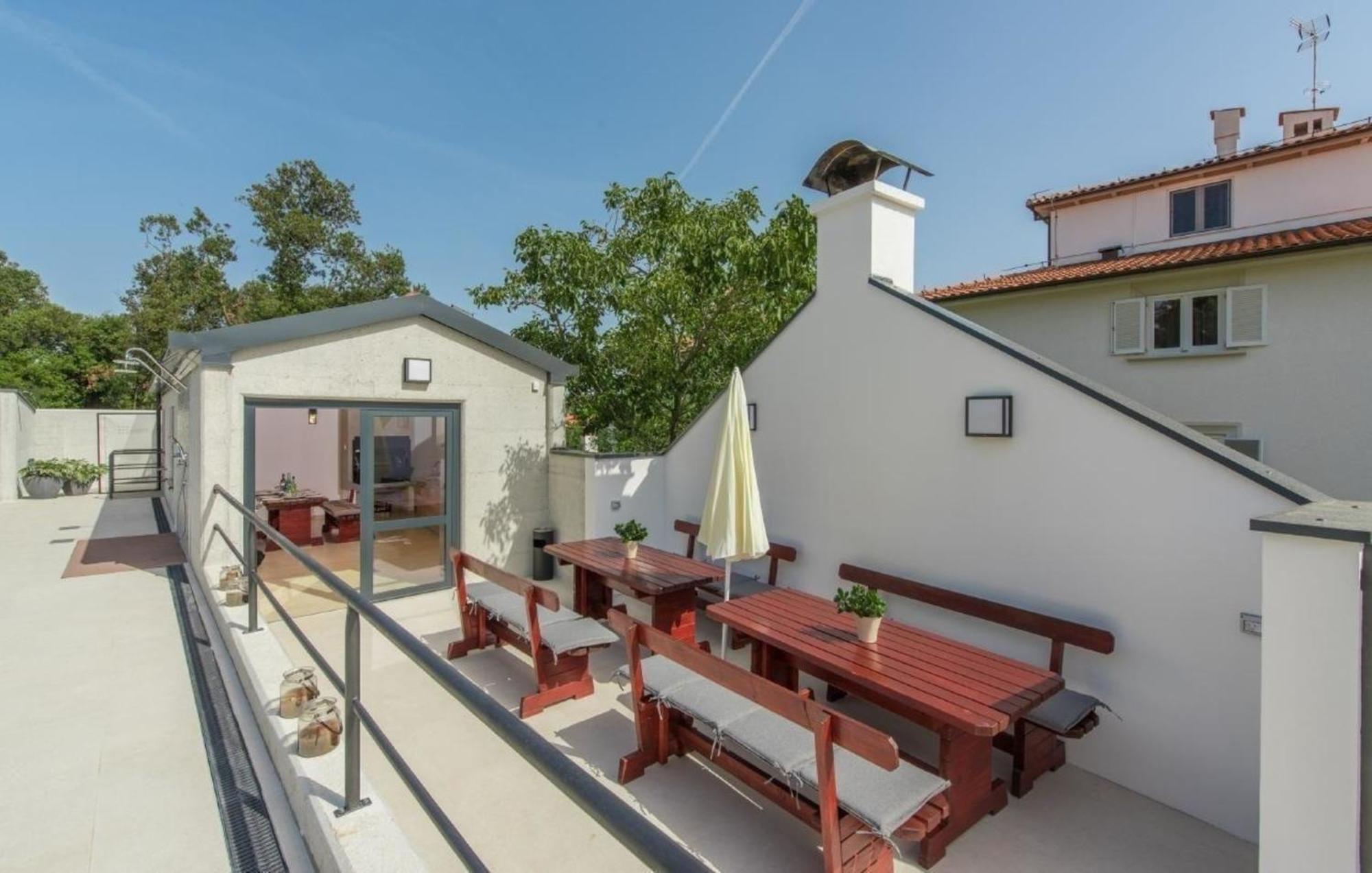 Apartman In Pjescana Uvala Mit Grosser Terrasse *